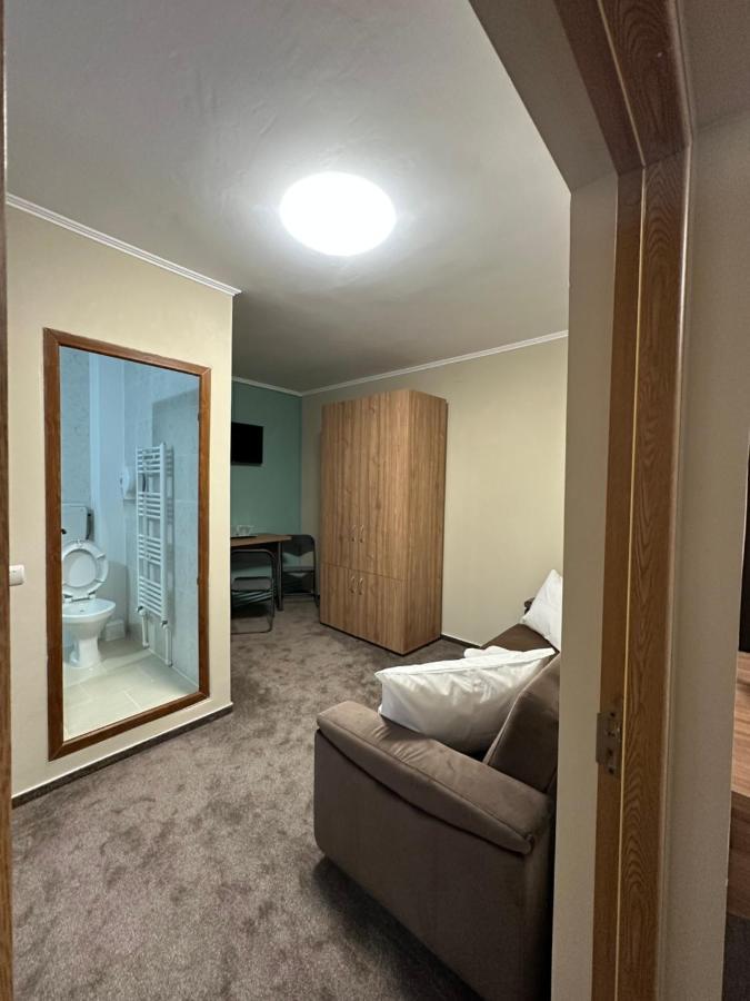 Freedom&Relax Hotell Buzău Eksteriør bilde