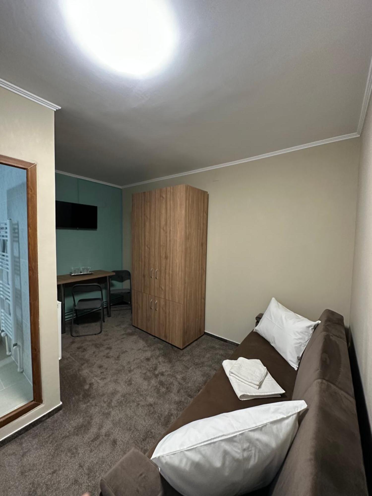 Freedom&Relax Hotell Buzău Eksteriør bilde