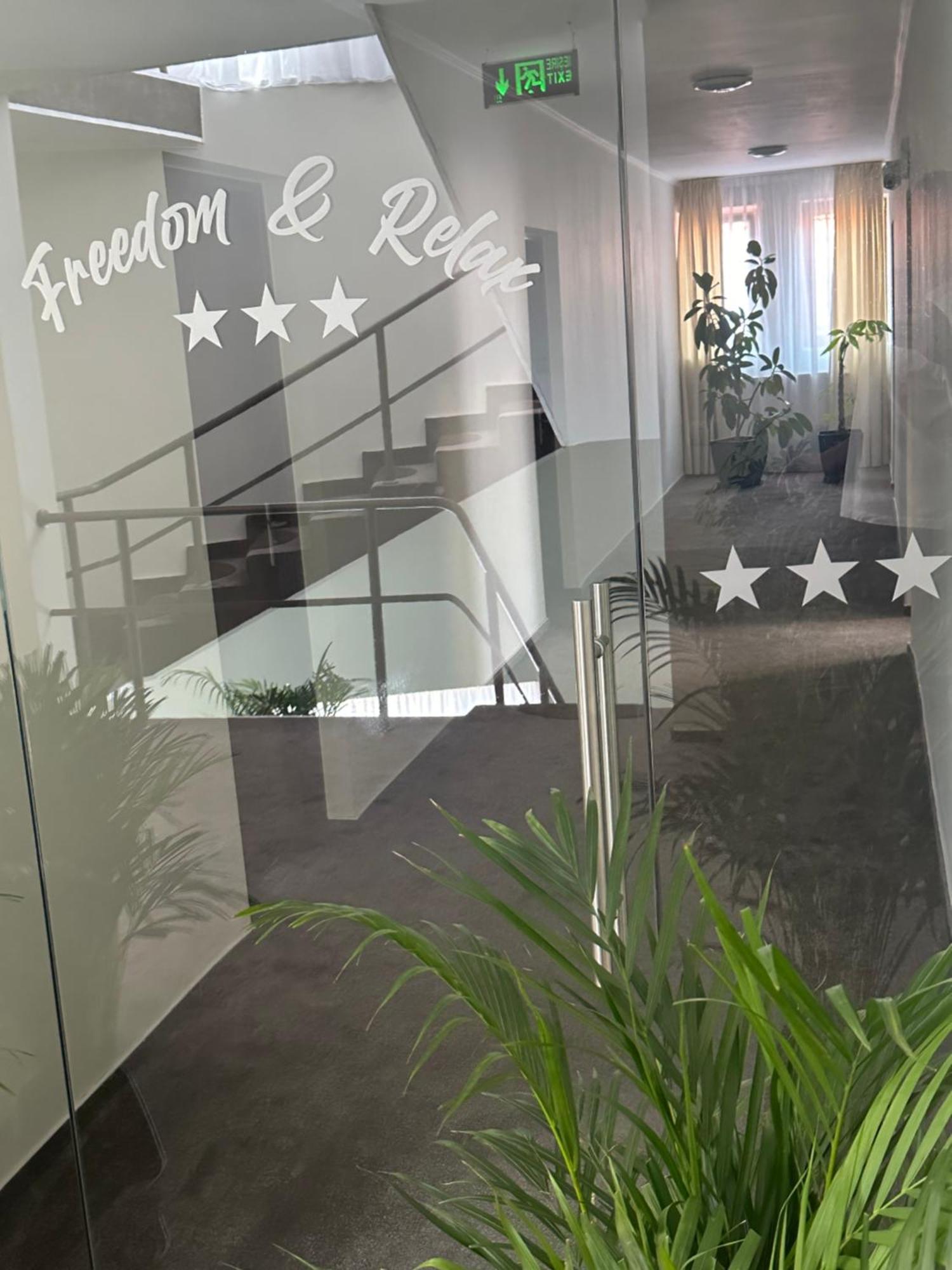 Freedom&Relax Hotell Buzău Eksteriør bilde
