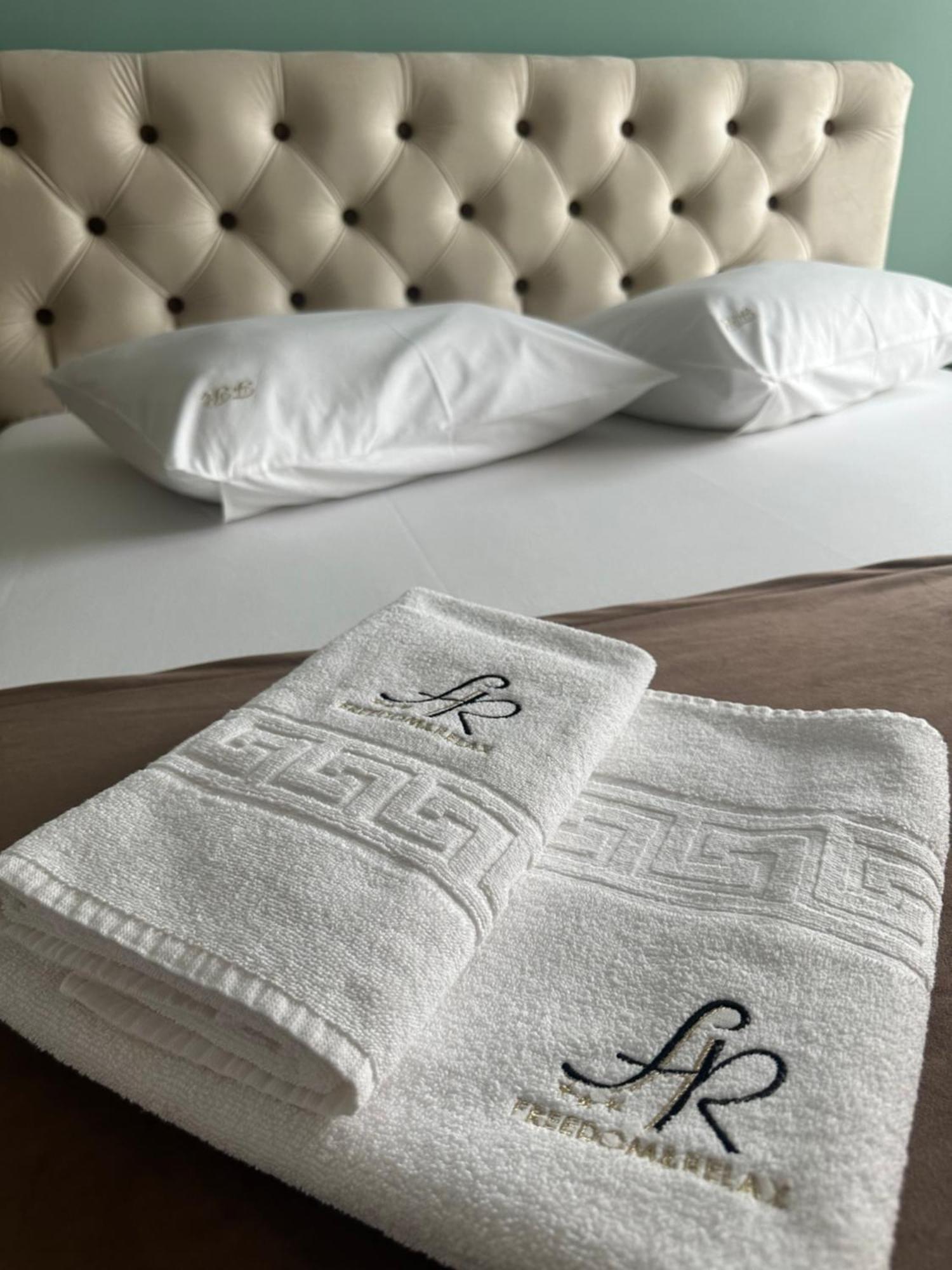 Freedom&Relax Hotell Buzău Eksteriør bilde