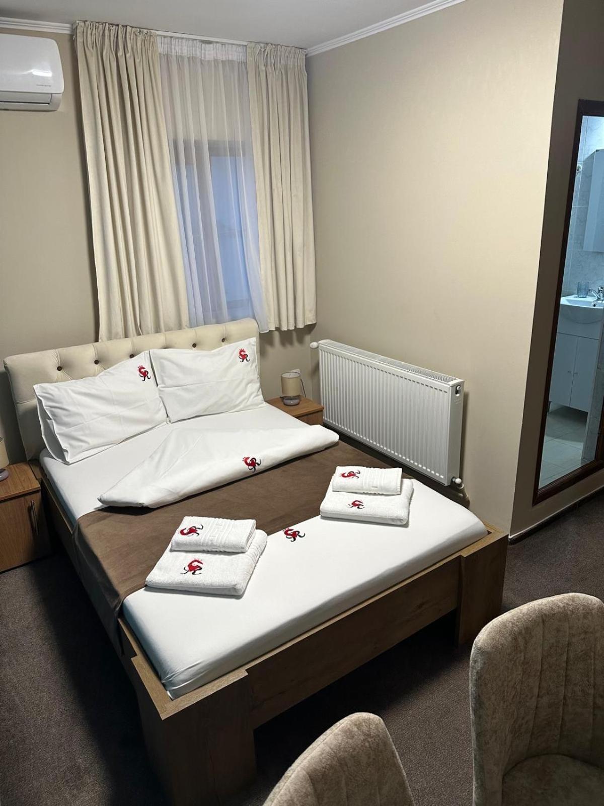 Freedom&Relax Hotell Buzău Eksteriør bilde
